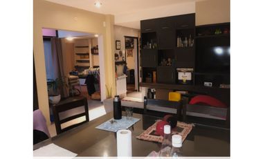 Venta Casa al Frente y 1 al Fondo  - 517 entre 4 y 5