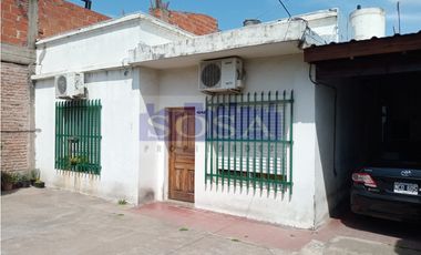Casa Catan Centro Calle Simon Perez Nº 4043