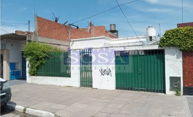 Casa Catan Centro Calle Simon Perez Nº 4043