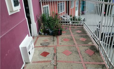Maat vende Casa urbana Villeta-Cayunda Alto, 101m2 $440Millones