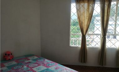 Maat vende Casa urbana Villeta-Cayunda Alto, 101m2 $440Millones