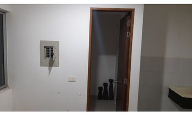 SE ARRIENDA APARTAMENTO AMOBLADO EN BARRIO LA CASTELLANA
