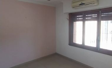 ALQUILER DE CASA EN La Matanza