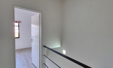 Departamento Tipo Casa en venta en Lanus Este