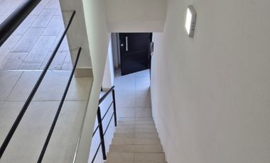 Departamento Tipo Casa en venta en Lanus Este
