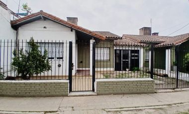 Chalet en venta en Ezpeleta Este