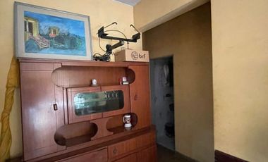 Casa en venta en Isidro Casanova