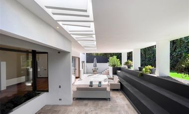 Casa en Arriendo en Lo Beltran, Vitacura