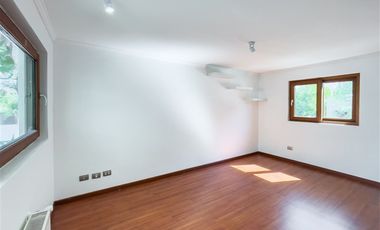 Casa en Arriendo en Lo Beltran, Vitacura