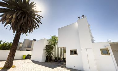 Casa en Arriendo en Lo Beltran, Vitacura