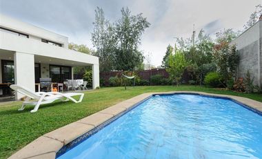 Casa en Venta en Santa Filomena 12600 - 12900, Colina, Chicureo