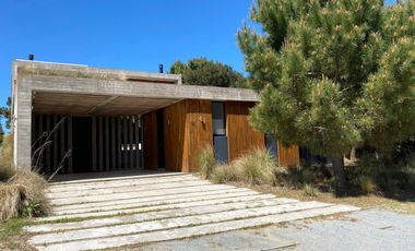 ALQUILER TEMPORAL, CASA, COSTA ESMERALDA, BARRIO MARITIMO I, LOTE AL 100, 7 AMBIENTES
