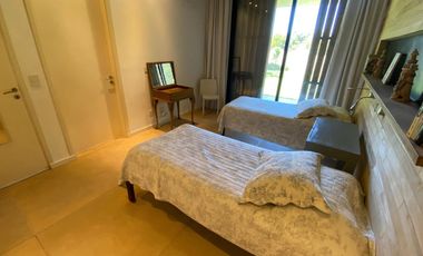 ALQUILER TEMPORAL, CASA, COSTA ESMERALDA, BARRIO MARITIMO I, LOTE AL 100, 7 AMBIENTES