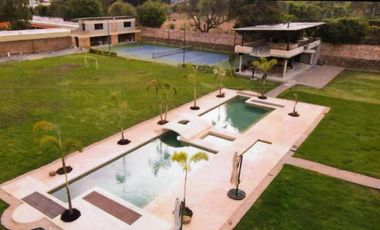 CASA DE CAMPO NUEVA EN VENTA EN COTO TEPOZTLAN.