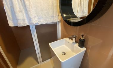 CASA EN VENTA EN ECHEGARAY, REMODELADA.