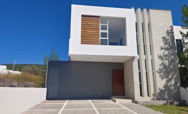 🏡 Casa en El Encino Residencial & Golf