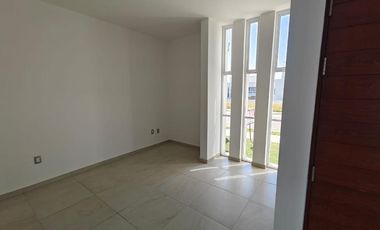 🏡 Casa en El Encino Residencial & Golf