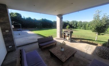 Se Vende Hermosa Parcela Con 2 Casas En Padre Hurtado