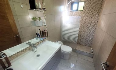 Se Vende Hermosa Parcela Con 2 Casas En Padre Hurtado