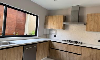 Venta casa nueva en cerrada con vigilancia Herradura