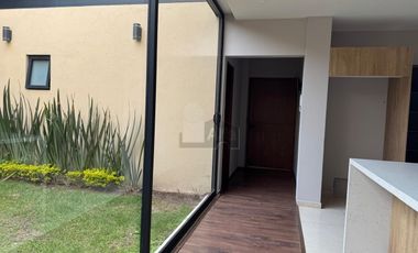 Venta casa nueva en cerrada con vigilancia Herradura