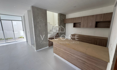 CASA EN VENTA EN BOSQUE REAL, TLAJOMULCO DE ZUÑIGA