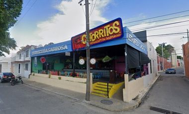 Local Comercial en Esquina Malecon Campeche