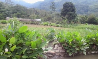 PROPIEDADES EN LINDO CONDOMINIO DE CAMPO