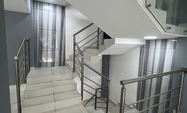 SE RENTA EDIFICIO EN INSURGENTES SUR CHIMALISTAC