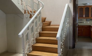 CASA EN VENTA: CIUDAD SATELITE, NAUCALPAN. INVERSIONISTAS