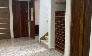 CASA EN VENTA: CIUDAD SATELITE, NAUCALPAN. INVERSIONISTAS