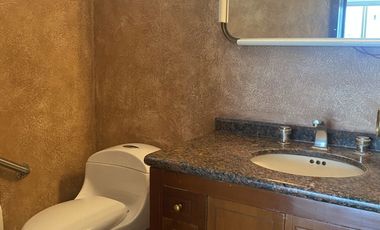 CASA EN VENTA: CIUDAD SATELITE, NAUCALPAN. INVERSIONISTAS