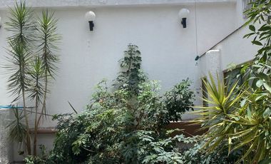 CASA EN VENTA: CIUDAD SATELITE, NAUCALPAN. INVERSIONISTAS