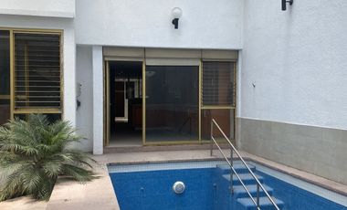 CASA EN VENTA: CIUDAD SATELITE, NAUCALPAN. INVERSIONISTAS