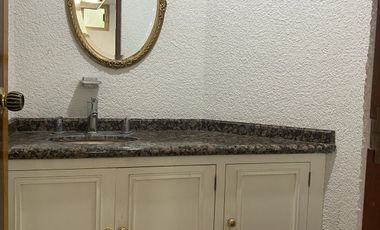 CASA EN VENTA: CIUDAD SATELITE, NAUCALPAN. INVERSIONISTAS