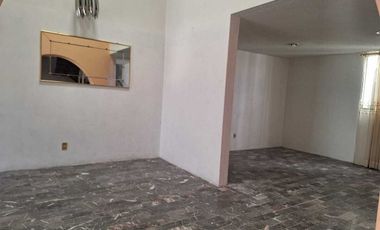 VENTA CASA EN SANTA CRUZ DEL MONTE