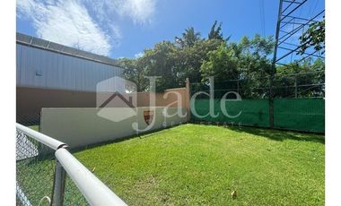 EN VENTA, Casa moderna con amplios espacios y múltiples usos en Campeche