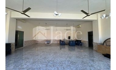 EN VENTA, Casa moderna con amplios espacios y múltiples usos en Campeche