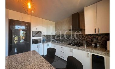 EN VENTA, Casa moderna con amplios espacios y múltiples usos en Campeche