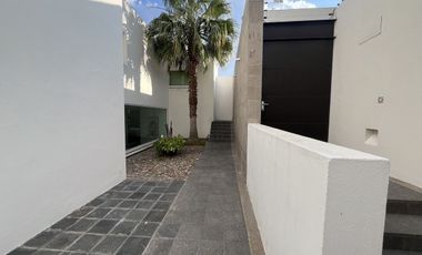 CASA EN VENTA EN CUMBRES DEL CAMPESTRE LEÓN GUANAJUATO