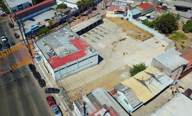 EDIFICIO - COMERCIAL EN VENTA