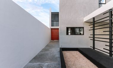 Casa en preventa en privada Nadira