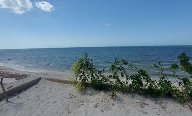 Casa frente al mar en Santa Clara, Yucatán