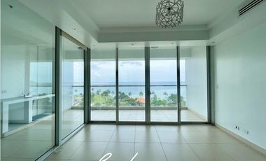 VENTA  APARTAMENTO LINEA BLANCA VISTA AL MAR, AVE BALBOA PH RIVAGE (4)