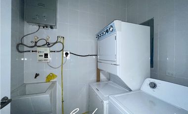 VENTA  APARTAMENTO LINEA BLANCA VISTA AL MAR, AVE BALBOA PH RIVAGE (4)