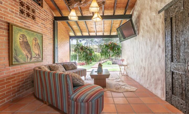 Arriendo casa campestre amoblada en La Ceja con lago