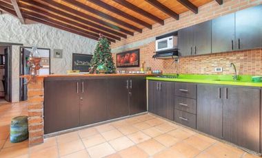 Arriendo casa campestre amoblada en La Ceja con lago