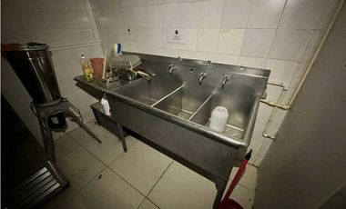 ALQUILER LOCAL PARA RESTAURANT EN  PLAZA NEW YORK