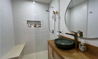 VENDO APARTAMENTO EN EL POBLADO
