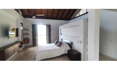 Casaquinta con piscina, 6500 M2 en 1399 mill en La Mesa CUND